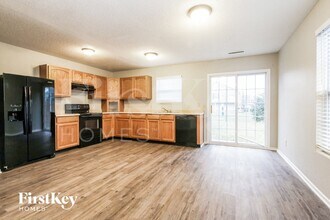 840 Olmsted Dr in Shelbyville, IN - Foto de edificio - Building Photo