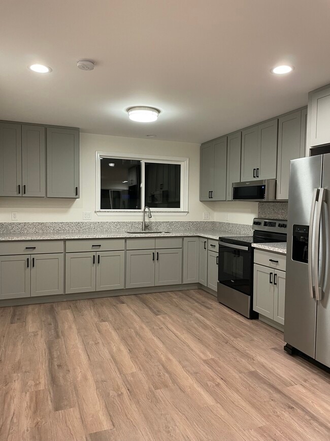 91-967 Akaholo St in Ewa Beach, HI - Building Photo - Building Photo