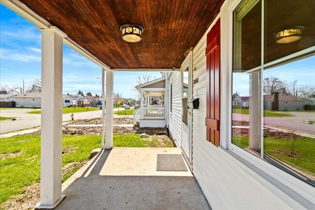 2593 Osceola Ave in Columbus, OH - Building Photo - Building Photo