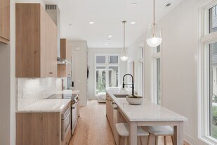 1721 6th Ave N in Nashville, TN - Building Photo