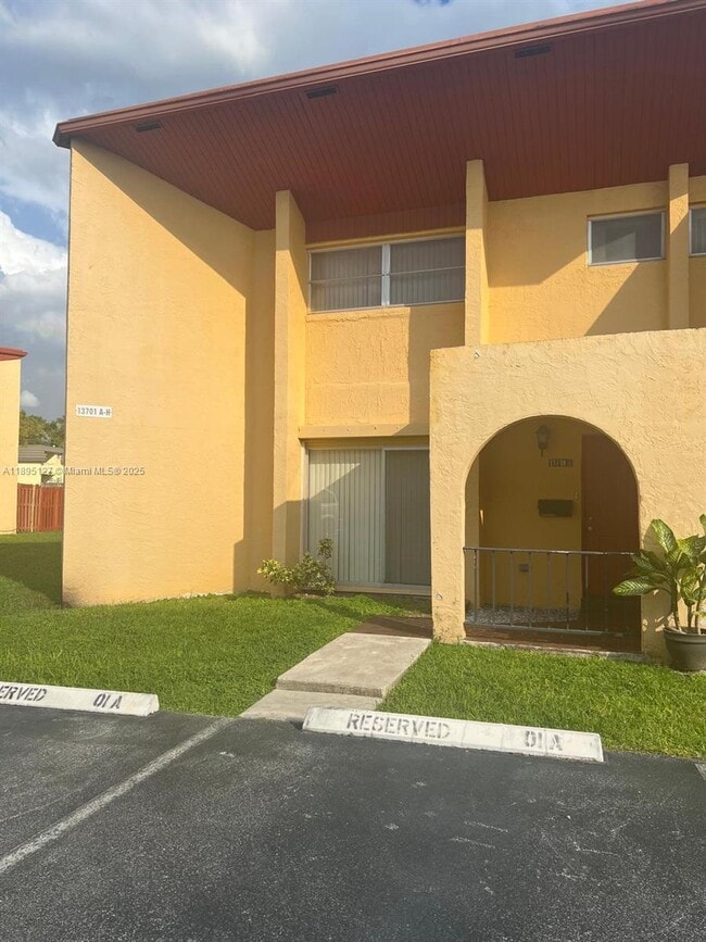 property at 13701 SW 84th St