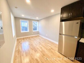 1523 W Girard Ave in Philadelphia, PA - Building Photo - Building Photo