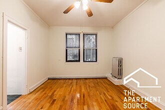 4854 N Damen Ave, Unit 002 in Chicago, IL - Building Photo - Building Photo