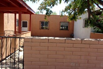 483 S 3rd St in Sierra Vista, AZ - Building Photo - Building Photo