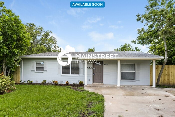 2172 63rd Ave S in St. Petersburg, FL - Building Photo