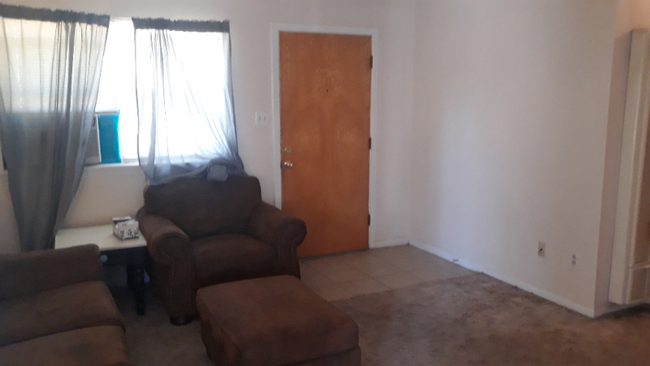 2611 6th Ave in Canyon, TX - Building Photo - Building Photo