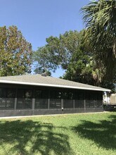 1661 NW 20th Ave in Crystal River, FL - Building Photo - Building Photo