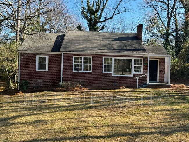 property at 1546 Beatie Ave SW