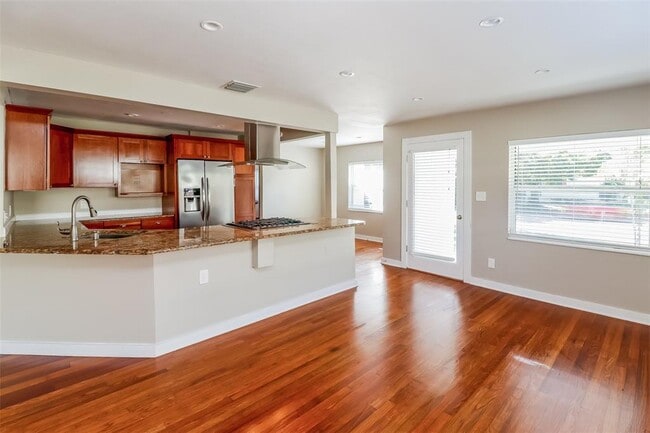 2837 1st St NE in St. Petersburg, FL - Building Photo - Building Photo
