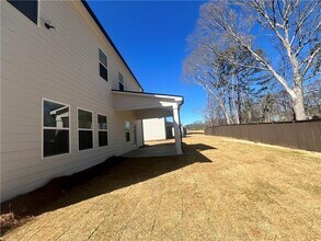 880 Winding Rose Dr in Hoschton, GA - Building Photo - Building Photo