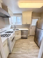 924 Allerton St in Redwood City, CA - Building Photo - Building Photo
