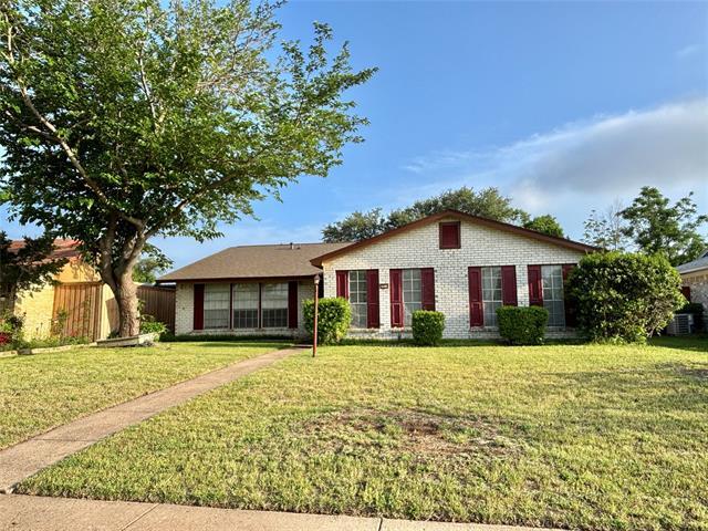 2910 Blue Ridge Ln in Garland, TX - Building Photo - Building Photo