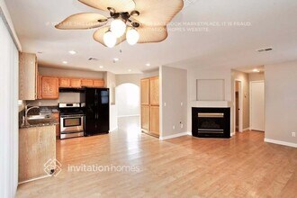 6553 Bush Clover Ln in Las Vegas, NV - Building Photo - Building Photo