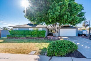 6525 E Lewis Ave in Scottsdale, AZ - Building Photo