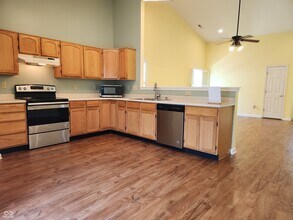 10521 Sand Creek Blvd in Fishers, IN - Building Photo - Building Photo