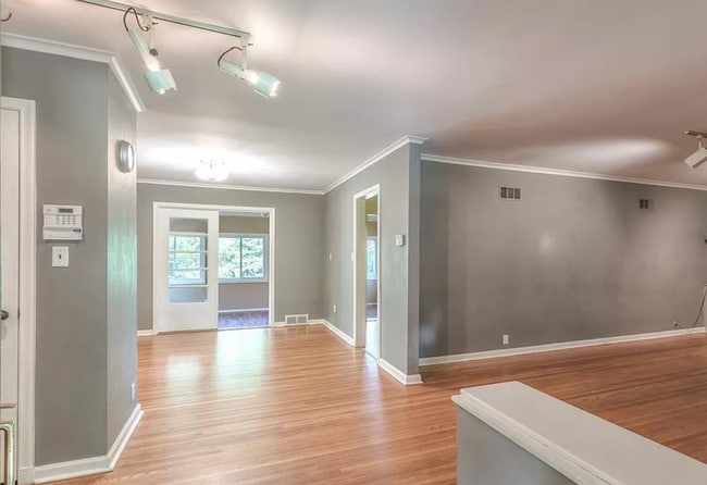 3842 S Trenton Ave in Tulsa, OK - Building Photo - Building Photo