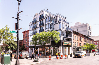 501 Myrtle Ave in Brooklyn, NY - Foto de edificio - Building Photo