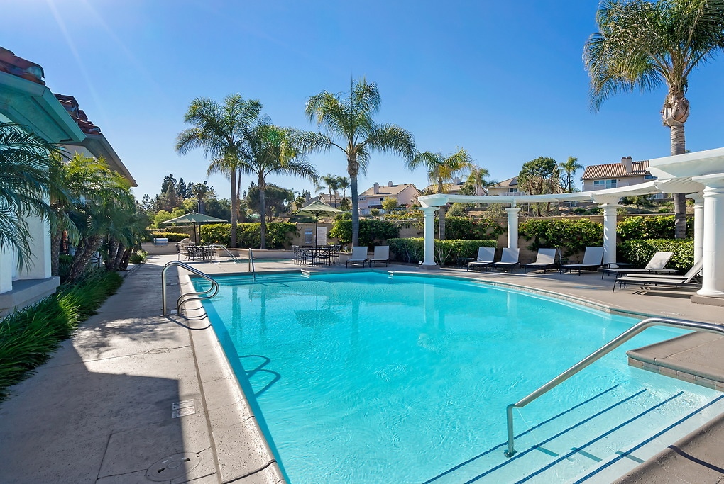 Hillsborough Park in La Habra, CA - Building Photo