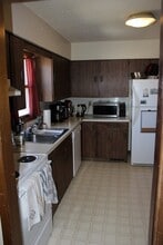 1610 24th St in Ames, IA - Building Photo - Building Photo