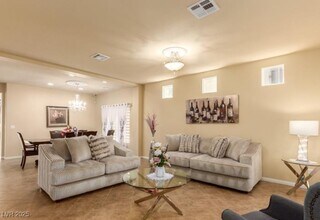 9862 S Russian Hill St in Las Vegas, NV - Building Photo - Building Photo