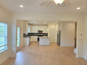 142 Hadley Wy in Euharlee, GA - Building Photo - Building Photo