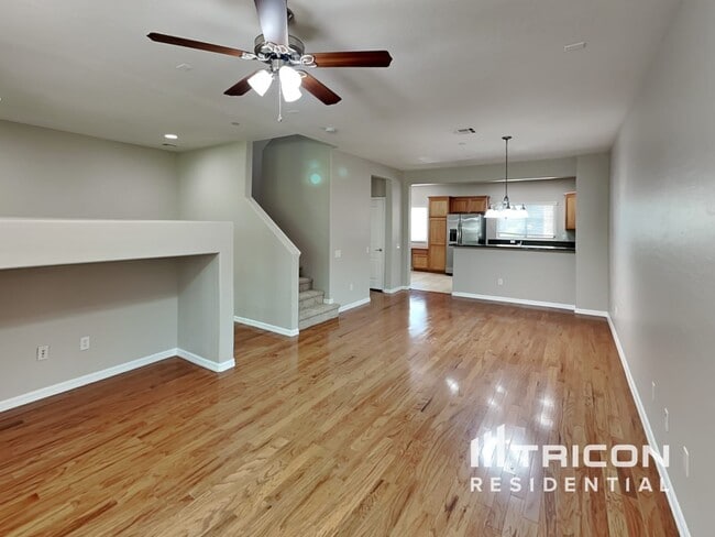 4650 Ranch House Rd in North Las Vegas, NV - Building Photo - Building Photo