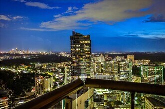 3376 Peachtree Rd NE in Atlanta, GA - Building Photo - Building Photo