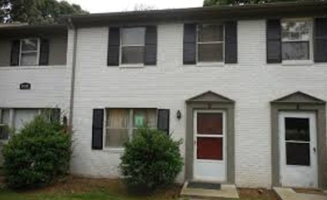 1923-1931 Vantage Point Pl in Greensboro, NC - Building Photo - Building Photo