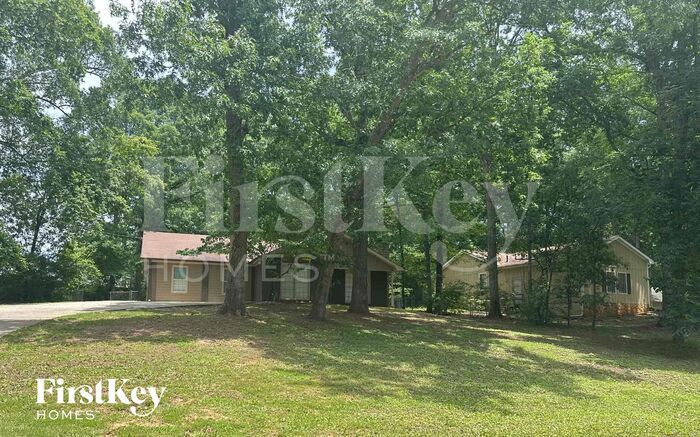 1726 Hidden Acres Dr SW in Conyers, GA - Foto de edificio