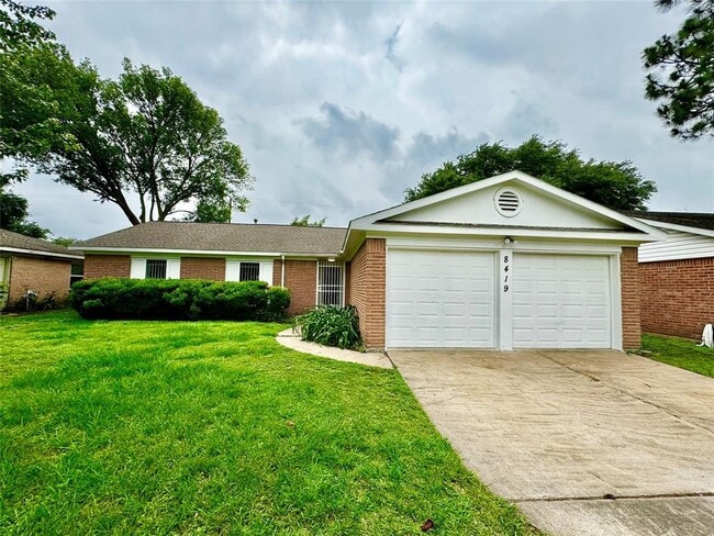 8419 Neff St in Houston, TX - Building Photo - Building Photo