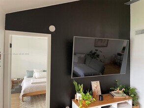 10011 Winding Lake Rd in Sunrise, FL - Building Photo - Building Photo