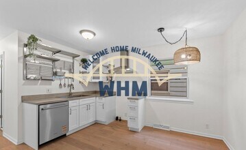 3136 S Pennsylvania Ave-Unit -Lower in Milwaukee, WI - Foto de edificio - Building Photo
