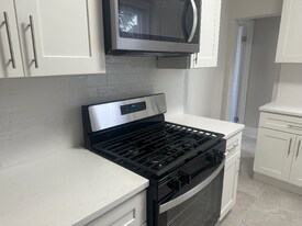 2005 John F. Kennedy Blvd in Jersey City, NJ - Building Photo