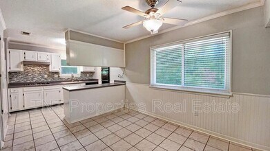 1201 Neal Pickett Dr in College Station, TX - Building Photo - Building Photo