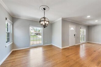 6050 Ellsworth Ave in Dallas, TX - Building Photo - Building Photo