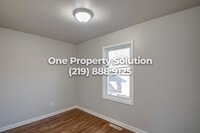 4628 Towle Ave photo'