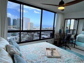 876 Curtis St in Honolulu, HI - Building Photo