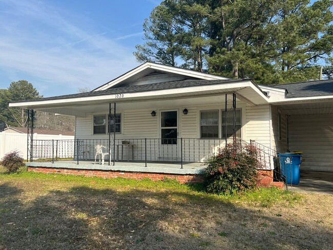1020 Fairground Rd in Dunn, NC - Building Photo - Building Photo