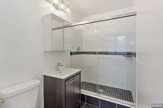 111 Mulberry St in Newark, NJ - Building Photo - Building Photo