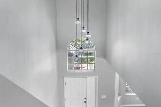 11208 Sailbrooke Dr in Riverview, FL - Foto de edificio - Building Photo