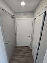 420 Chrislind St in Winnipeg, MB - Building Photo - Building Photo