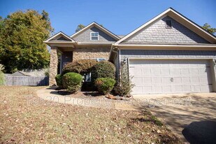 1019 Red Maple Way in Columbus, GA - Building Photo