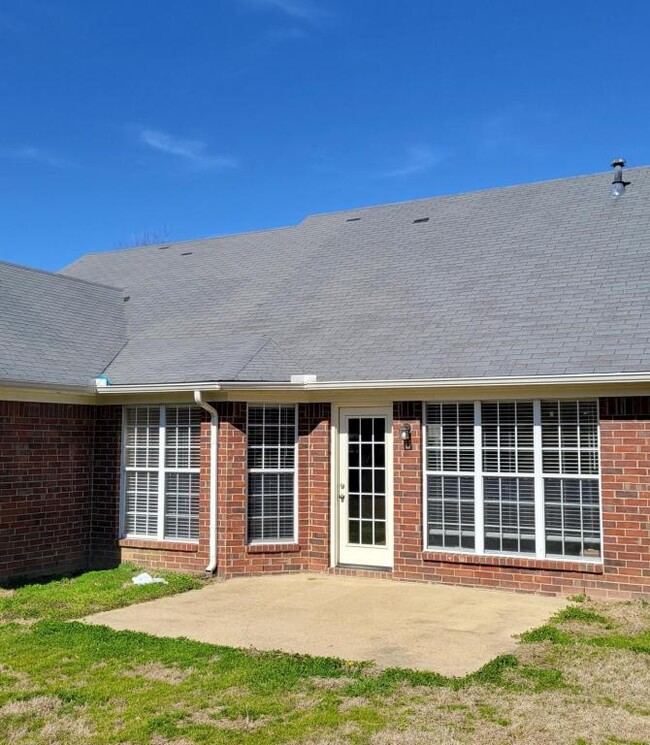 2777 Rutherford Dr in Southaven, MS - Building Photo - Building Photo