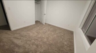 286 Starboard Dr in Saratoga Springs, UT - Building Photo