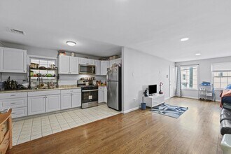 347 Palisade Ave in Jersey City, NJ - Building Photo - Building Photo