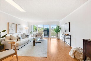 98-1069 Komo Mai Dr in Aiea, HI - Building Photo