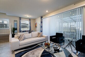 3769 Pacific Ln in Davenport, FL - Building Photo - Building Photo