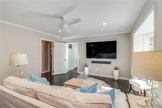 60 Hardeman Rd in Atlanta, GA - Foto de edificio - Building Photo