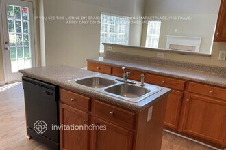 862 Shadow Lake Dr in Lithonia, GA - Building Photo - Building Photo