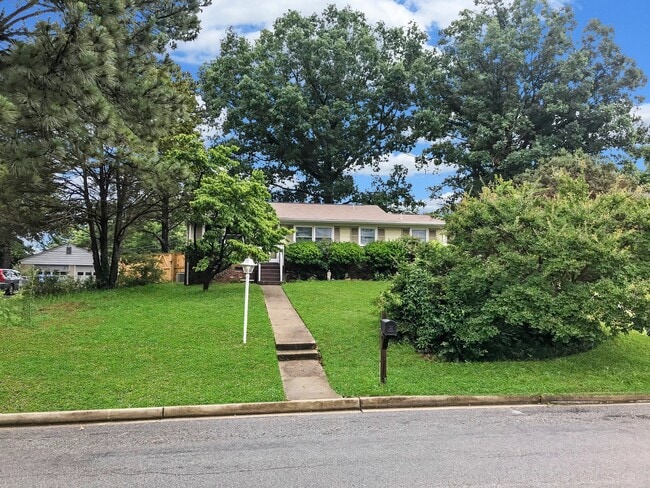 9322 Huron Ave in Richmond, VA - Building Photo - Building Photo